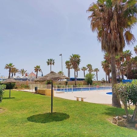 בנאלמדנה Nice And Cozy Studio At The Beachfront מראה חיצוני תמונה