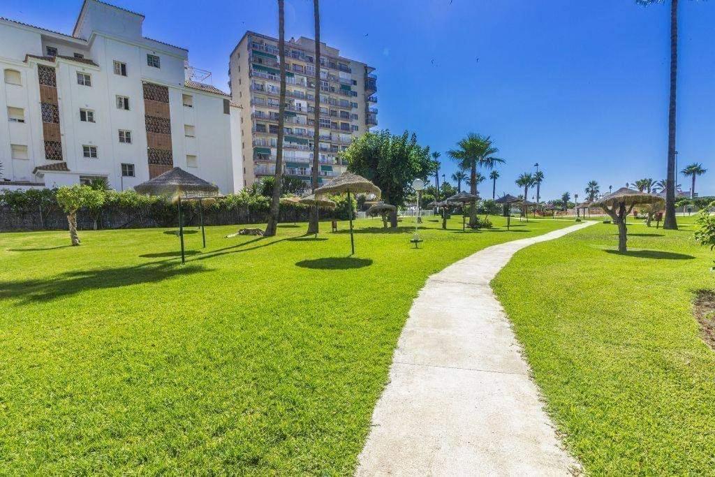 בנאלמדנה Nice And Cozy Studio At The Beachfront מראה חיצוני תמונה